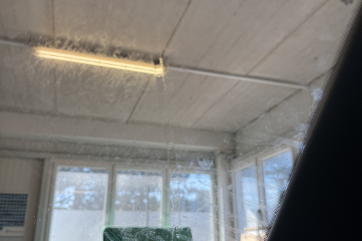 Warum läuft Wasser ins Auto – liegt es wirklich an der Windschutzscheibe?